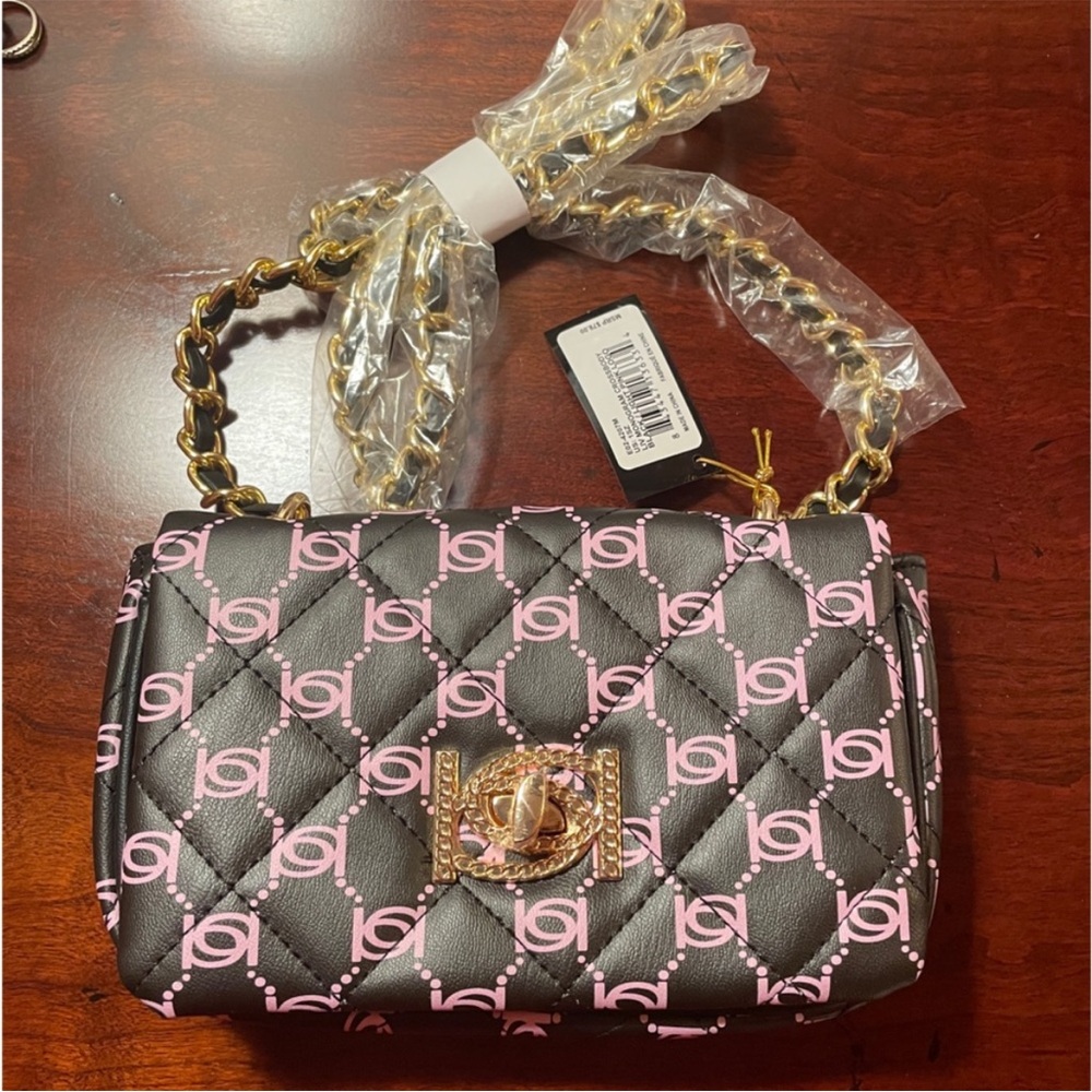 NWT Bebe Liv Logo Monogram Print Crossbody In Color Black & Light Pink